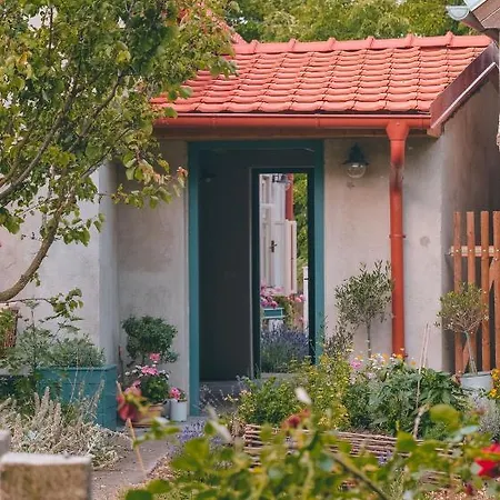 Domecek Na Kvetinovem Statku 別荘 Zdice